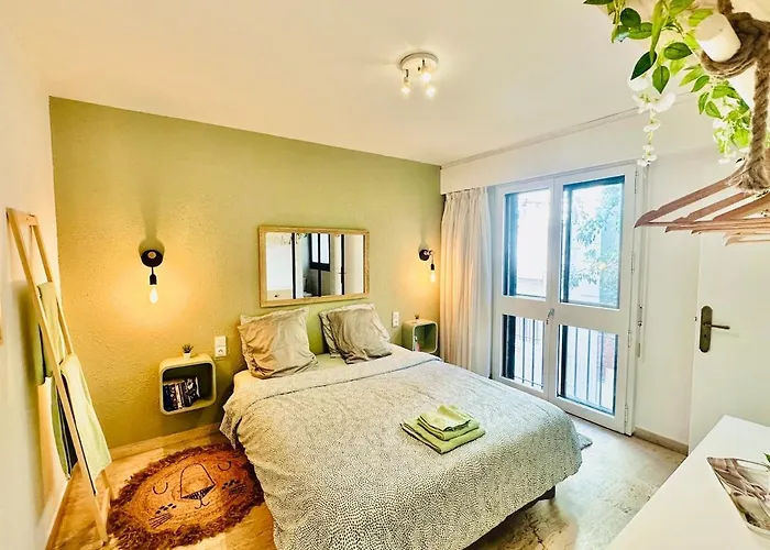 Le For 3 Guests Near Train Station Perpignan