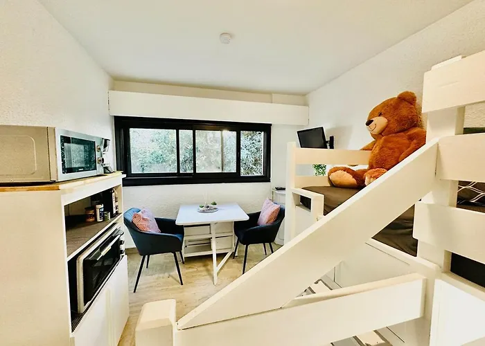 Lejlighed Le For 3 Guests Near Train Station Perpignan